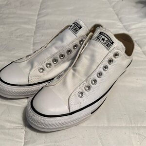 Womens laceless converse, white